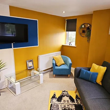 Homebird - Epsom Apartment