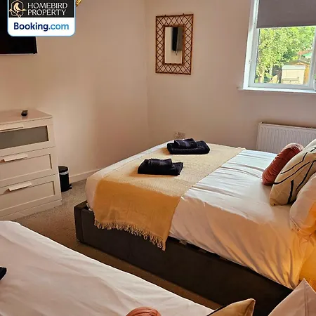 Apartament Welcoming 2bedroom By Homebird Management Short Lets & Serviced With Free Parking