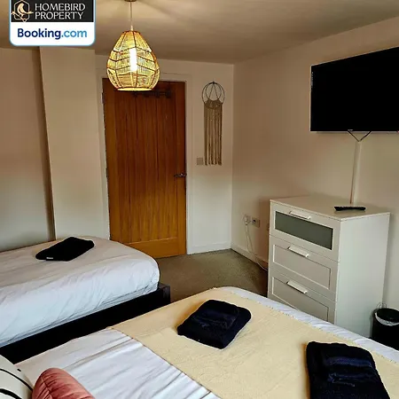 Welcoming 2bedroom By Homebird Management Short Lets & Serviced With Free Parking * 哈罗盖特